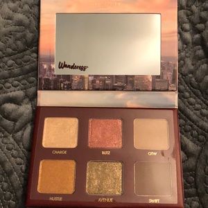 NEW Wanderbeauty Eyeshadow palette